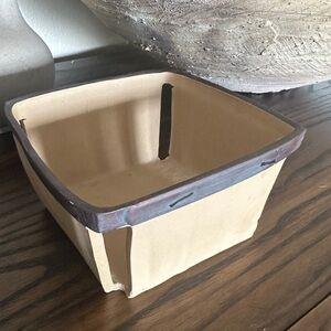 Rare Vintage Michel Harvey Berry Basket Signed Sculpture in Great Condition